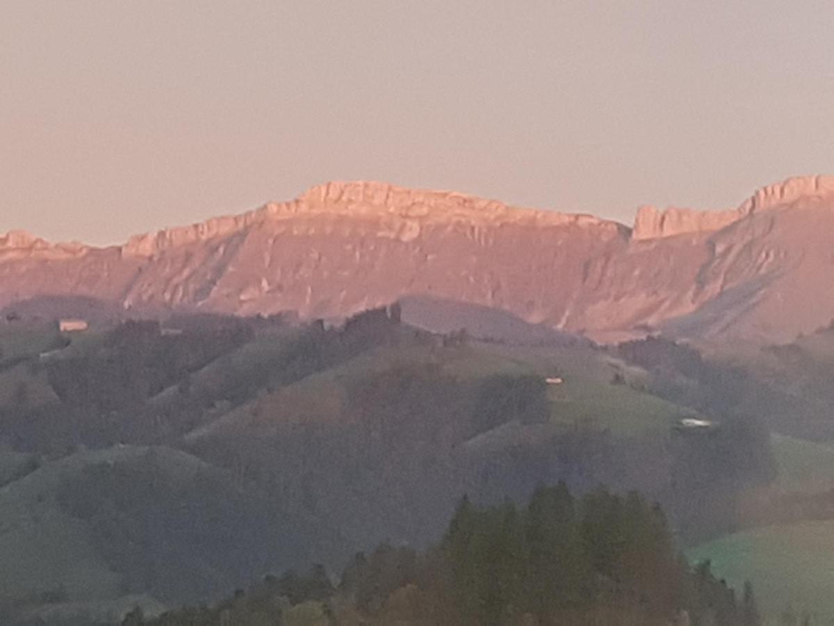 b&b krättli Eggiwil Exteriör bild